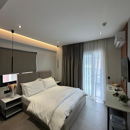 Villa Idrizi Sarandë Buitenkant foto