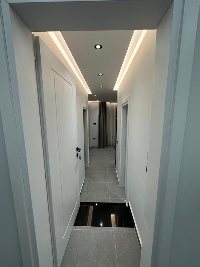 Villa Idrizi Sarandë Buitenkant foto